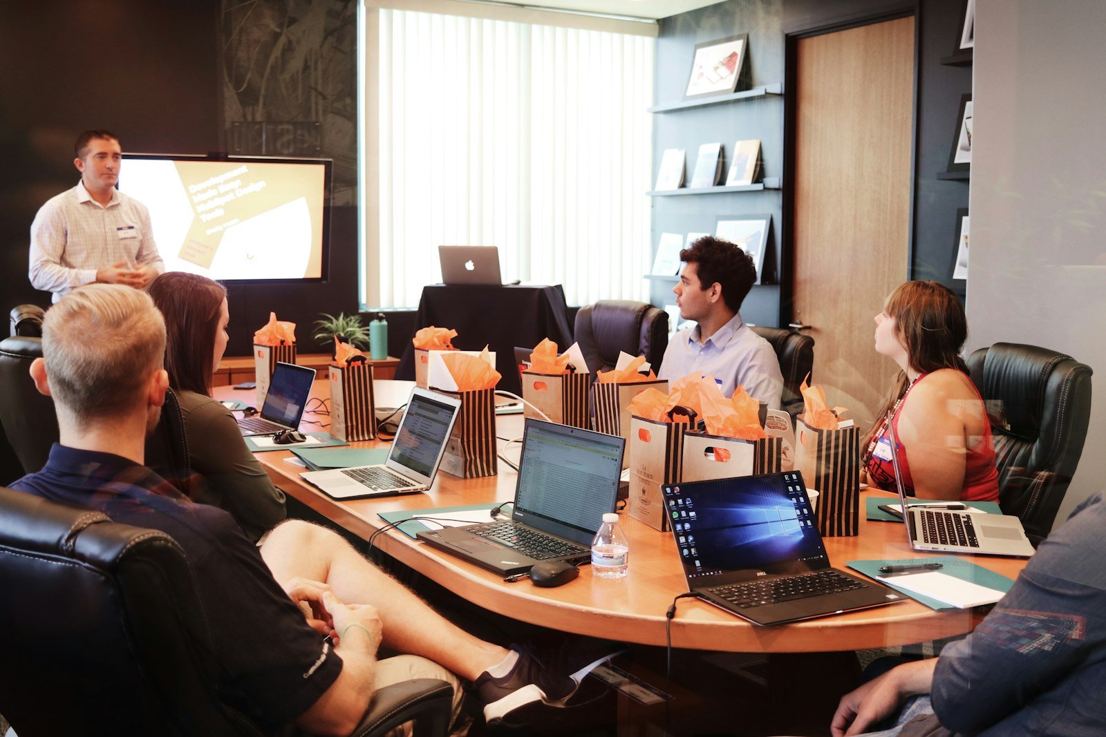 IT strategy workshop and 12–36 month roadmapping